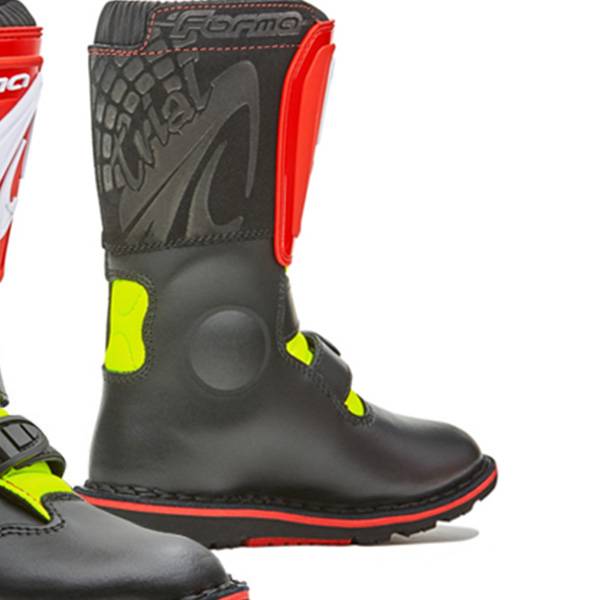 Steel toed boots hot sale for kids