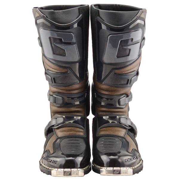 Gaerne fastback sale enduro boots